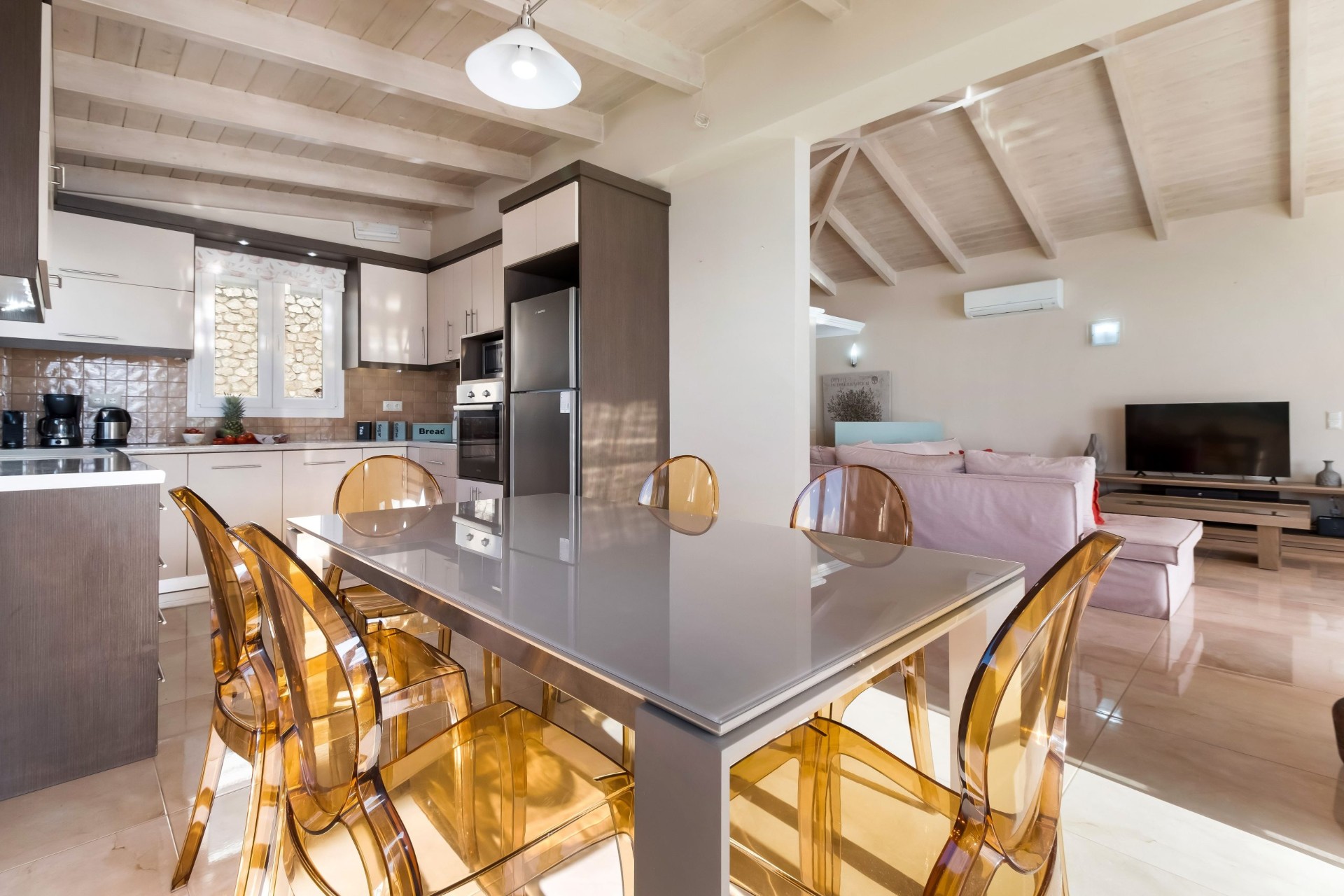 Villa Cleaning